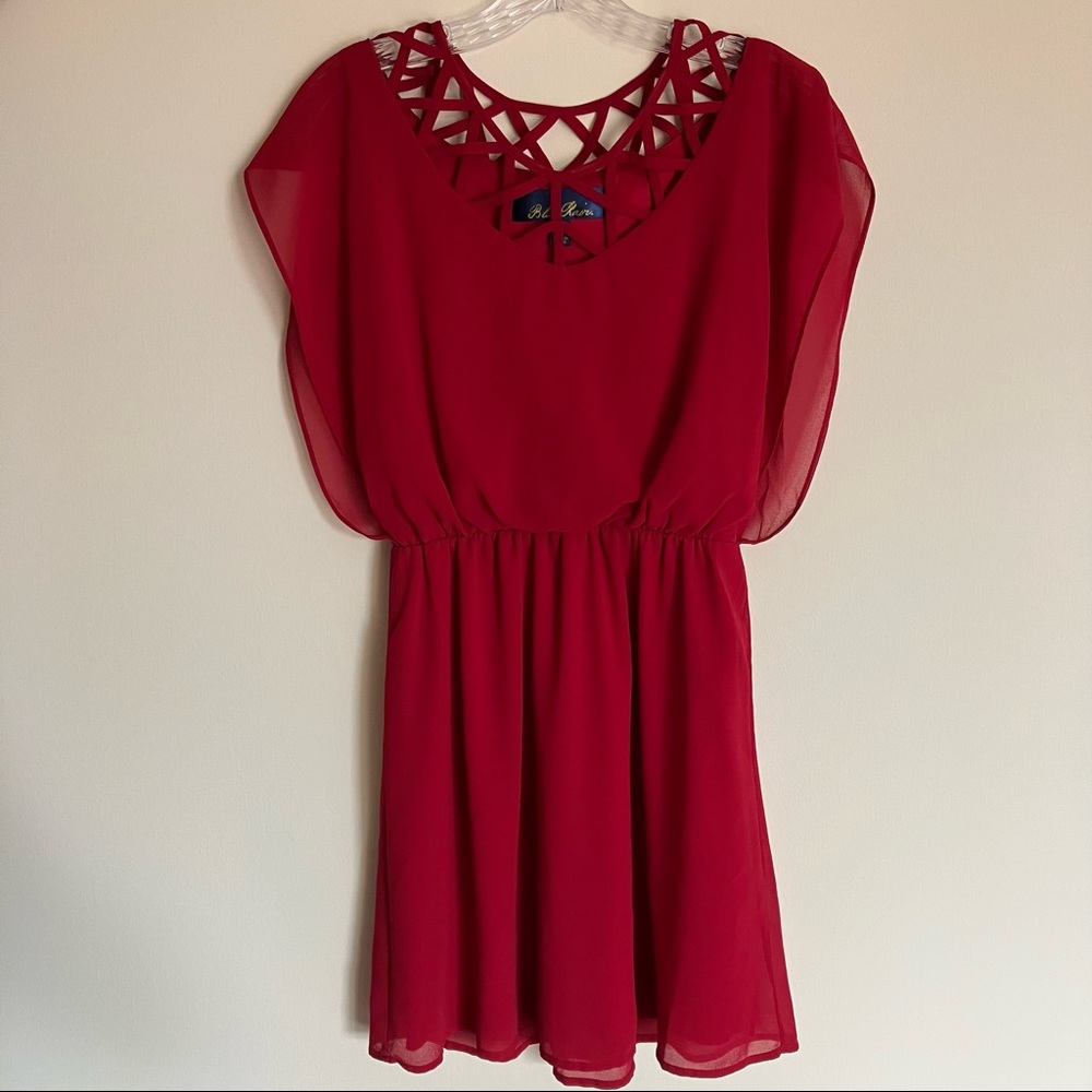 Francesca’s red lattice neck dress